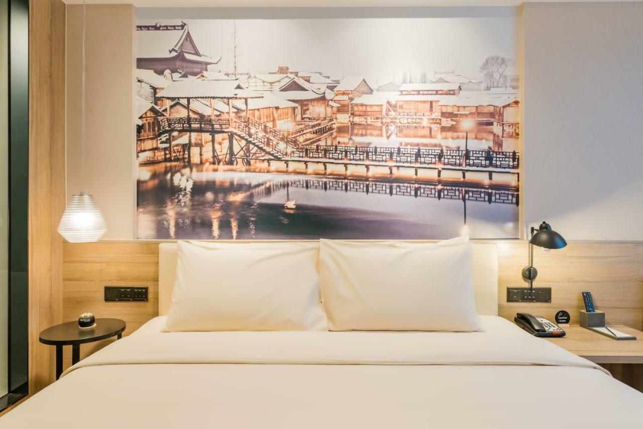 Atour Hotel Tongxiang Exterior photo