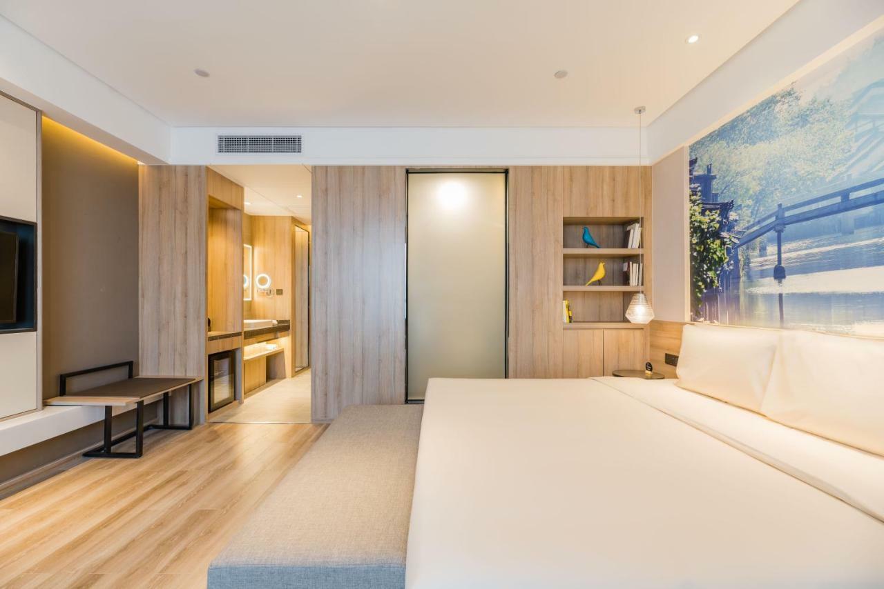 Atour Hotel Tongxiang Exterior photo
