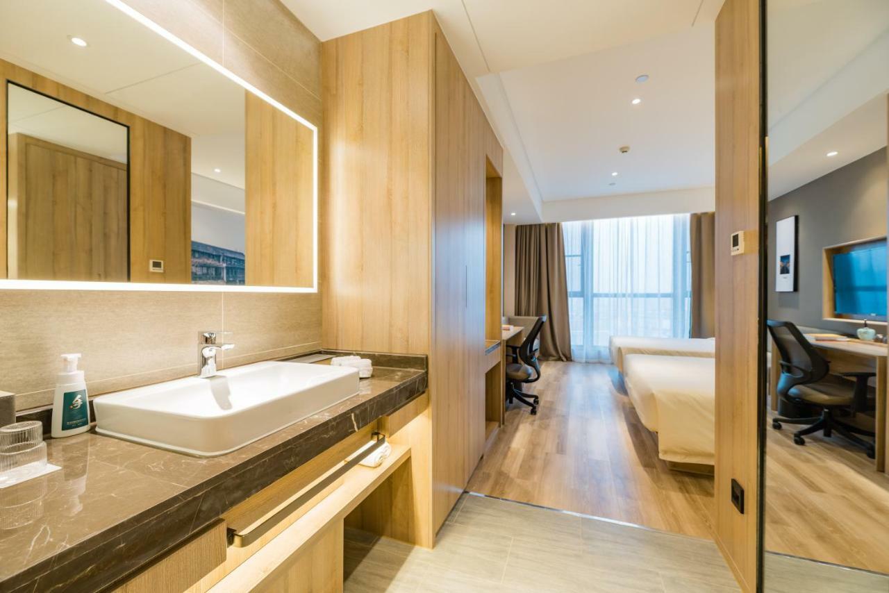 Atour Hotel Tongxiang Exterior photo